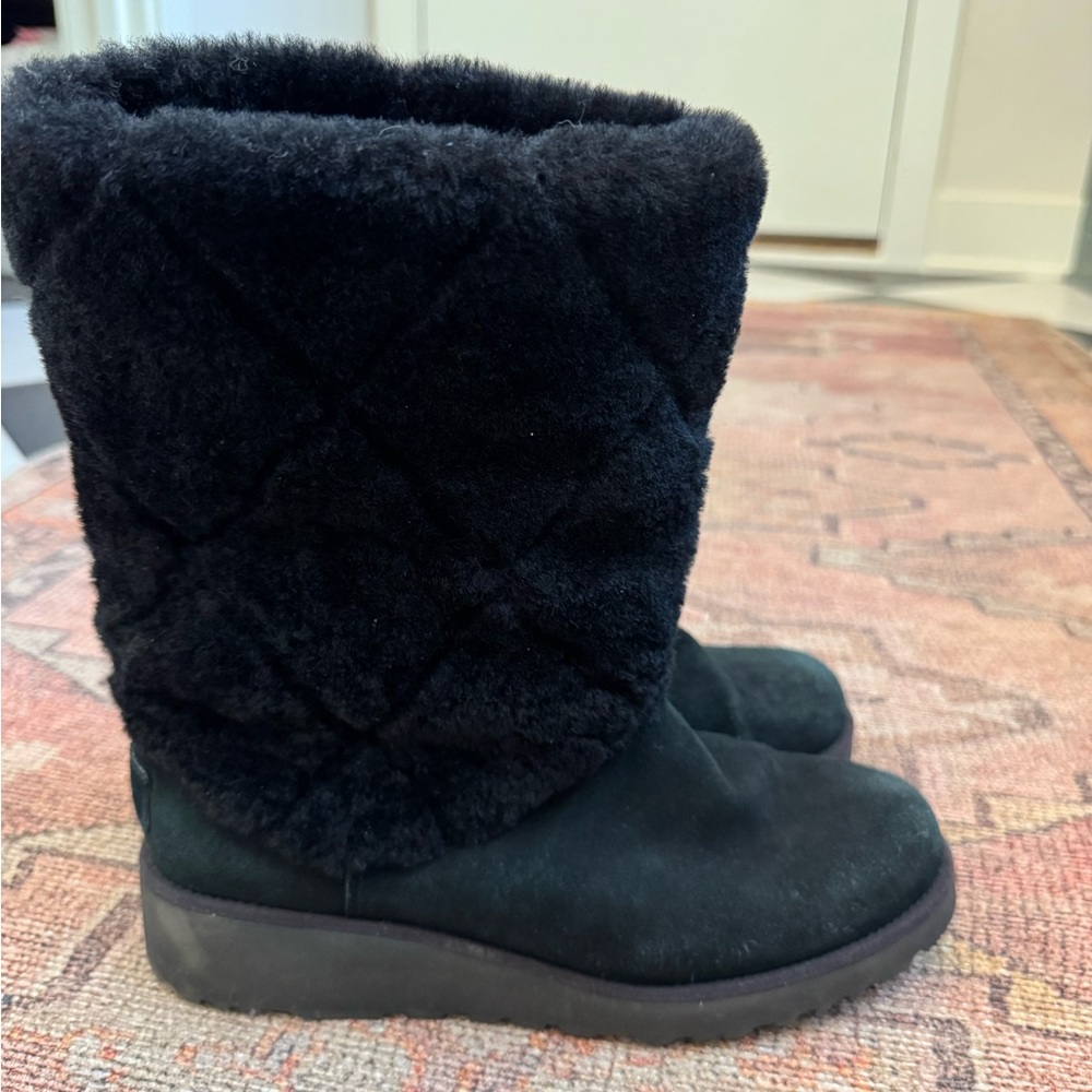 Women's Black Fur Quilted Boots